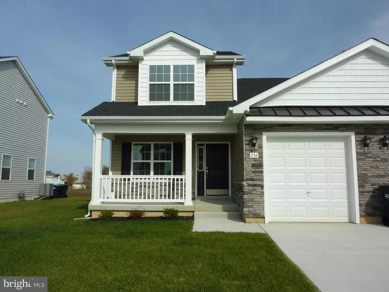 256 DOYLESTOWN RD, Smyrna, DE 19977