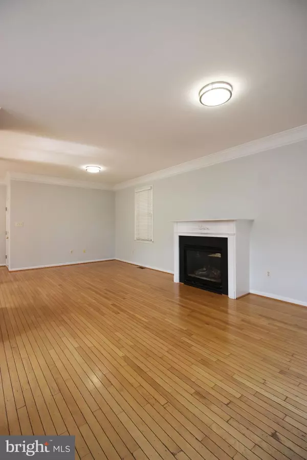 Gaithersburg, MD 20878,243 WINTER WALK DR