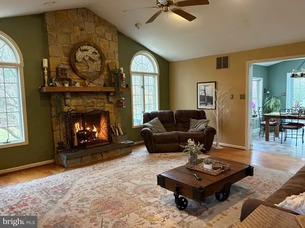 Downingtown, PA 19335,115 EVERGREEN DR