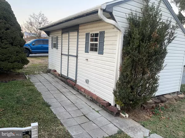 Annville, PA 17003,19 W CHURCH ST