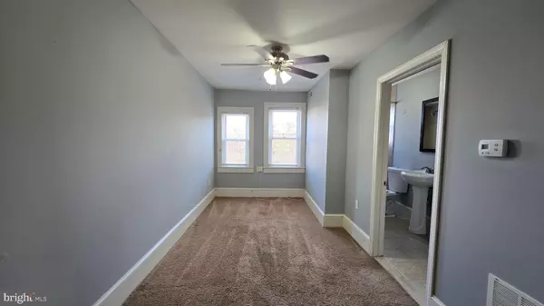 Pitman, NJ 08071,64 SIMPSON AVE #A