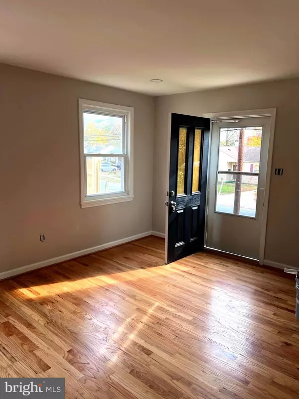 Rockville, MD 20850,708 CRABB AVE