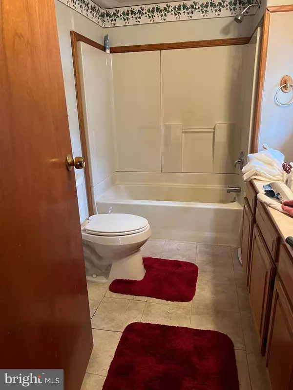 Gloucester City, NJ 08030,803 PAUL ST