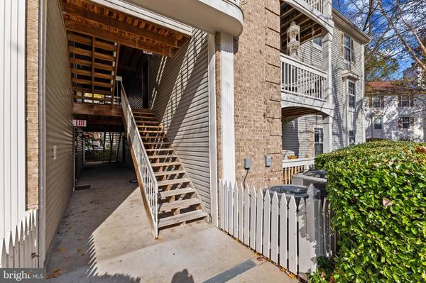 Alexandria, VA 22309,5708 OLDE MILL CT #129