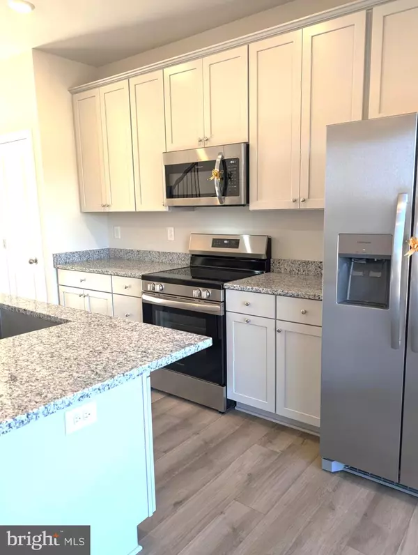 La Plata, MD 20646,10811 COSMIC PL