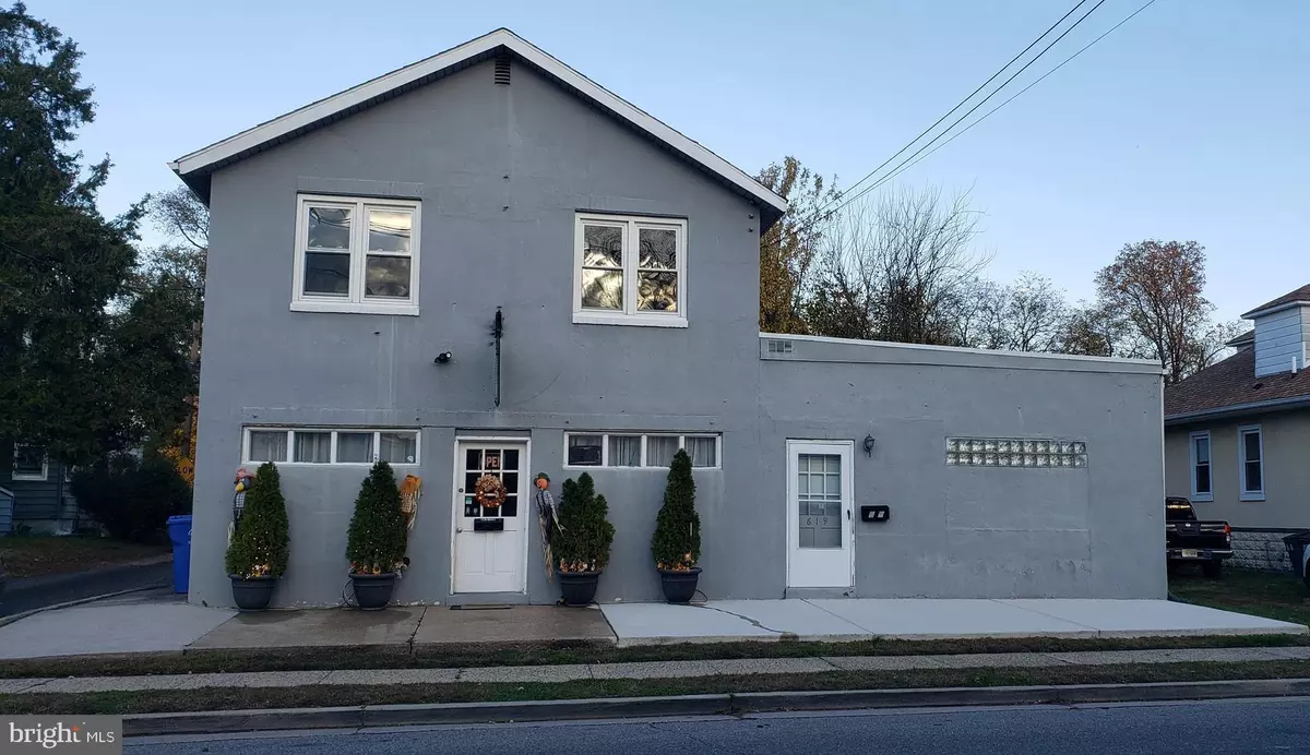 Maple Shade, NJ 08052,621 N FORKLANDING RD #B