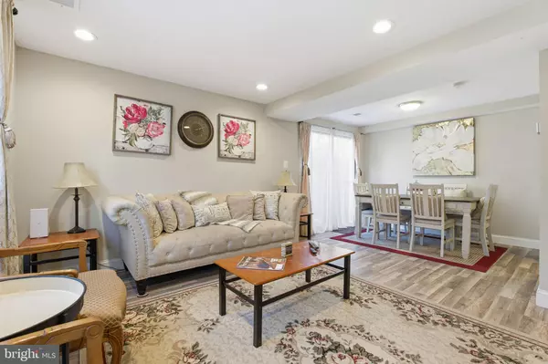 Glen Burnie, MD 21061,594 GLEN CT #594