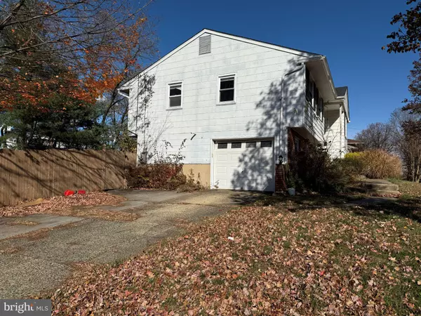 Cherry Hill, NJ 08034,916 EDGEMOOR RD