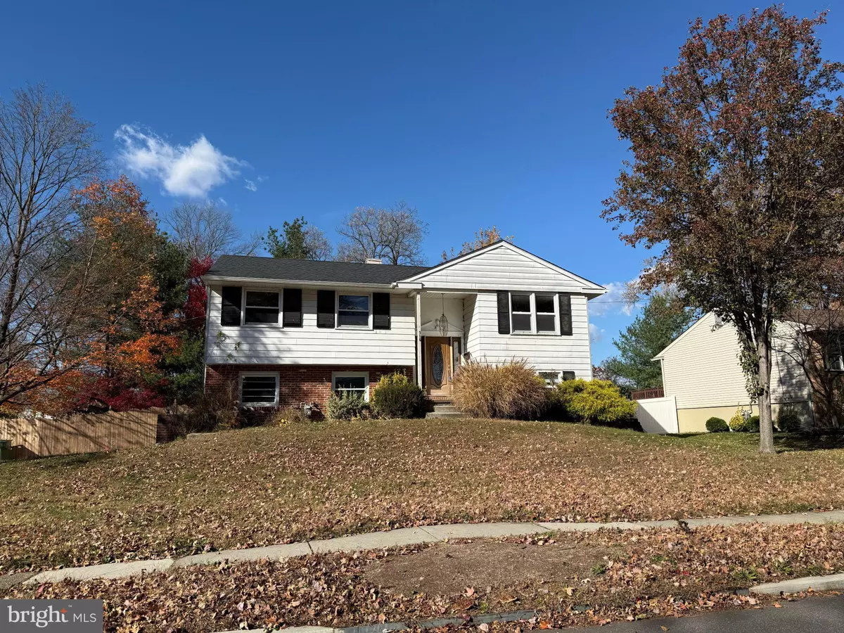 Cherry Hill, NJ 08034,916 EDGEMOOR RD