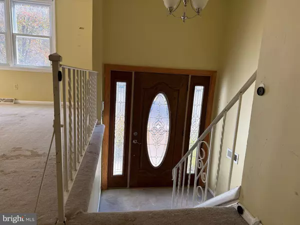 Cherry Hill, NJ 08034,916 EDGEMOOR RD