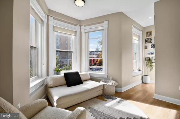 Washington, DC 20001,459 MASSACHUSETTS AVE NW #24