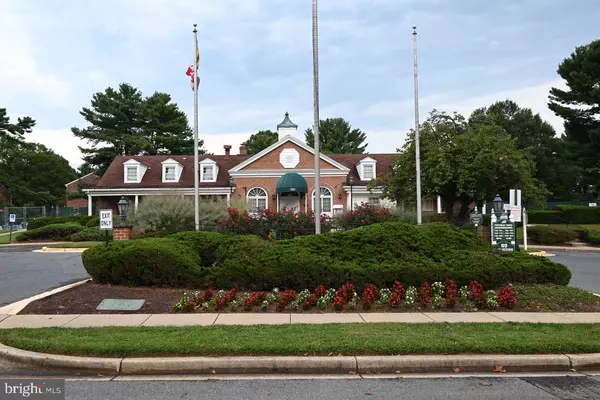 Gaithersburg, MD 20878,762 QUINCE ORCHARD BLVD #762-10