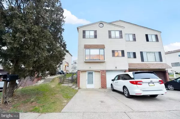 1517 GREGG ST #A, Philadelphia, PA 19115