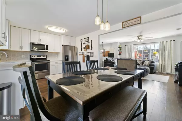 Manahawkin, NJ 08050,248 MIZZEN AVE