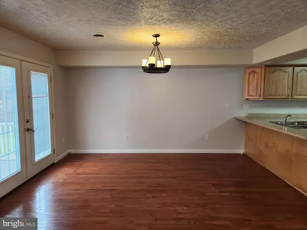 Keyser, WV 26726,28 HOLLER RD #15