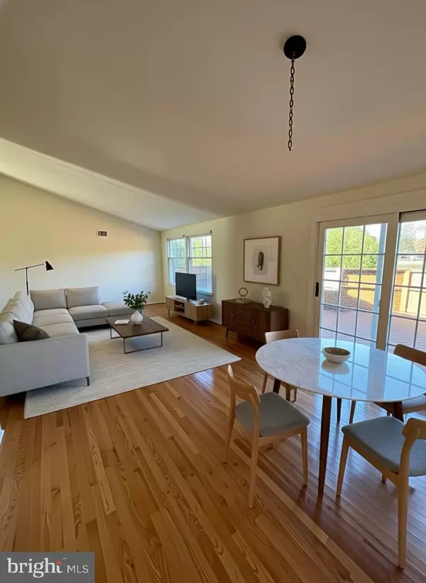 Manassas, VA 20110,10293 WOODMONT CT