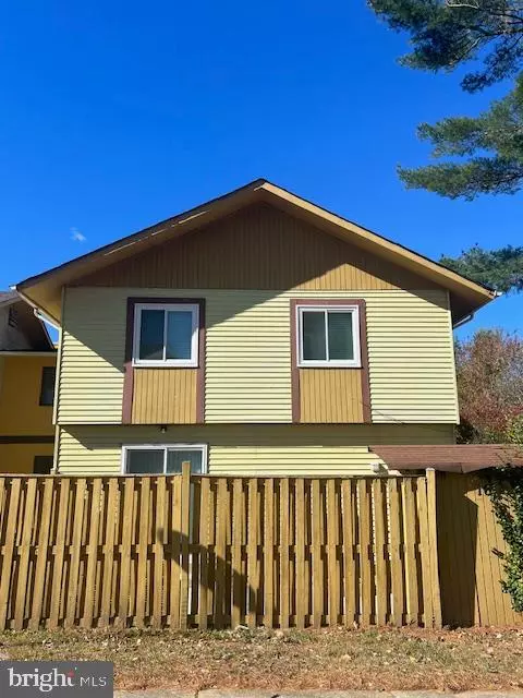 16 BRIAN CT #245, Gaithersburg, MD 20877