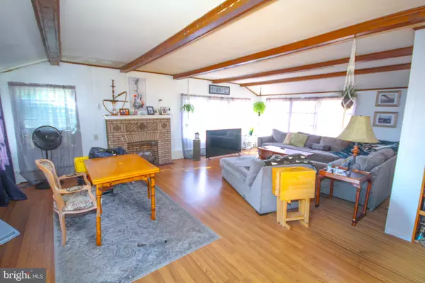 Westville, NJ 08093,524 RIVER DR