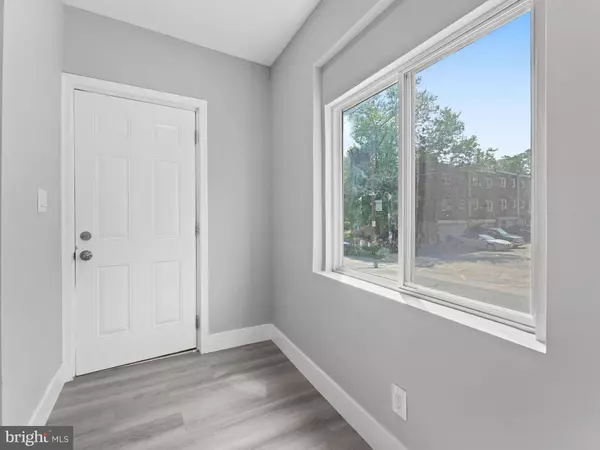 Darby, PA 19023,9 N FRONT ST