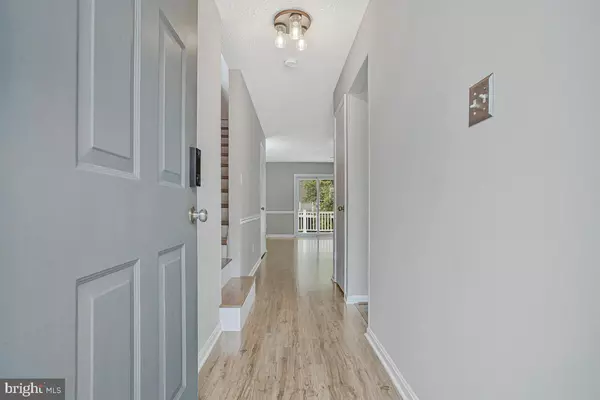 Columbia, MD 21045,7245 RIDING HOOD CIR