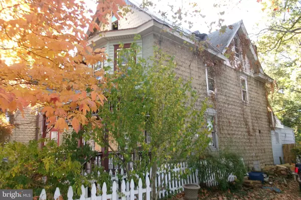 Westville, NJ 08093,608 DELSEA DR