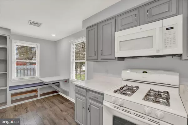 York, PA 17401,602 KENSINGTON CT #602