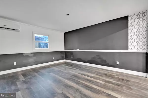 Frackville, PA 17931,145 N WYLAM ST