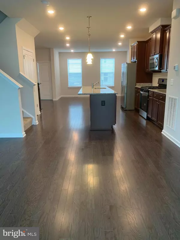 Manassas, VA 20109,11005 BLACKBURN COVE LN