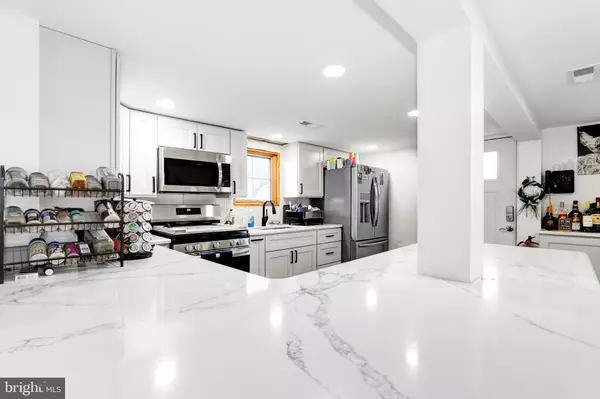 Wildwood, NJ 08260,501-505 W MAPLE AVE