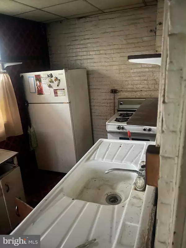 Philadelphia, PA 19140,3729 N 15TH ST