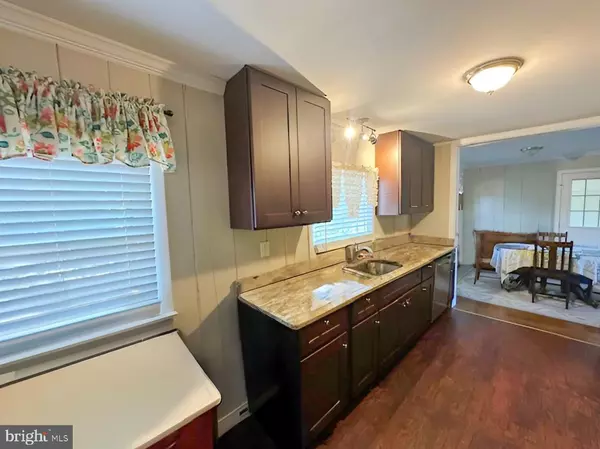 Trenton, NJ 08648,2476 PRINCETON PIKE