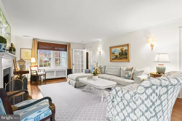 Washington, DC 20016,4922 ALBEMARLE ST NW