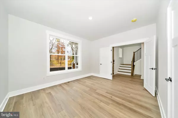 Lothian, MD 20711,1154 MOUNT ZION MARLBORO RD