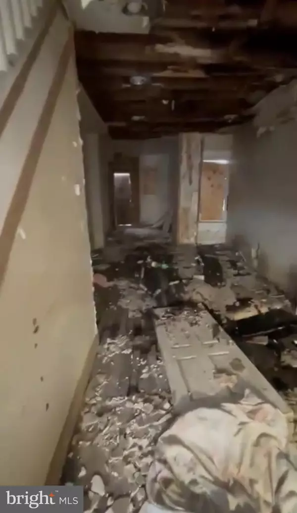 Baltimore, MD 21213,2402 LLEWELYN AVE