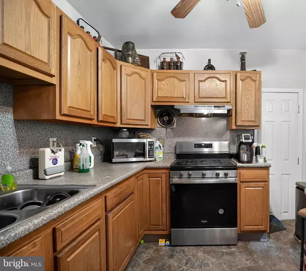 Philadelphia, PA 19141,5620 N CAMAC ST