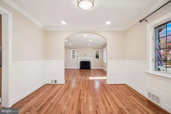 Falls Church, VA 22046,1110 JACKSON CT