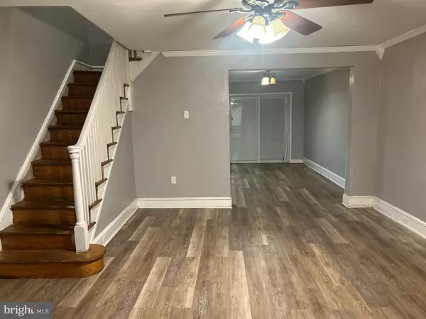 Philadelphia, PA 19142,6906 BUIST AVE