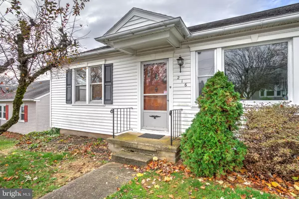 Manheim, PA 17545,216 N PITT ST