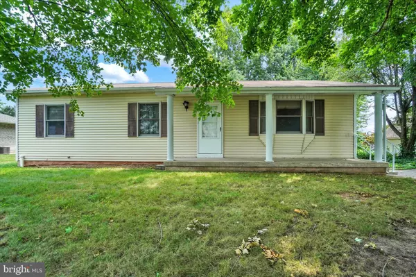 237 CLOVERLANE DR, Manchester, PA 17345