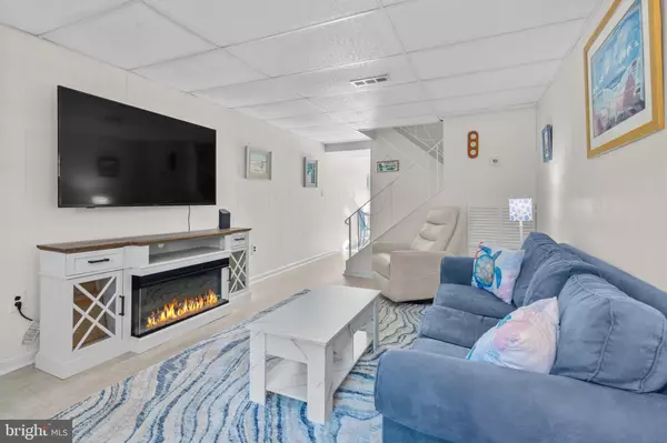 Ocean City, MD 21842,207 136TH ST #207