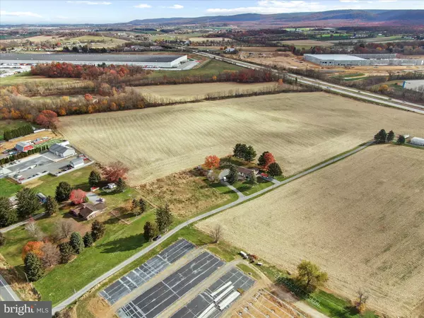 8738 OLDE SCOTLAND RD, Shippensburg, PA 17257