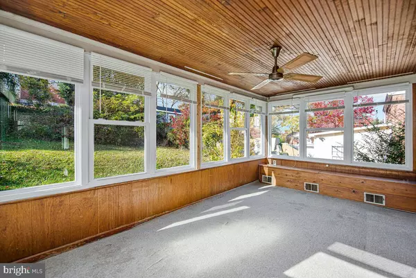 Hyattsville, MD 20784,4822 WOODLAWN DR