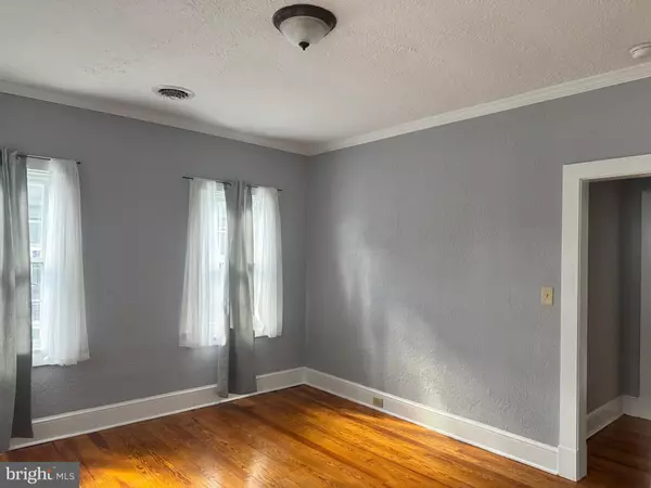 Berryville, VA 22611,3 S CHURCH ST #201