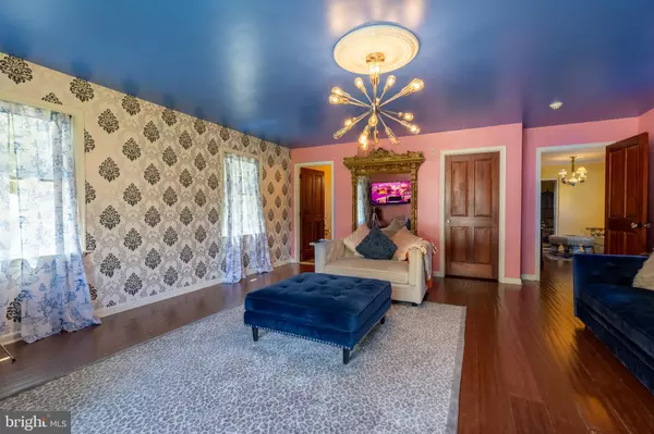 Linwood, NJ 08221,622 CENTRAL AVE