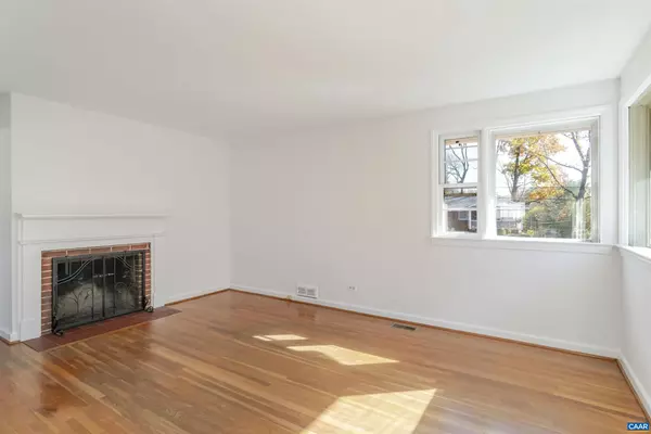 Charlottesville, VA 22901,623 NORTH AVE