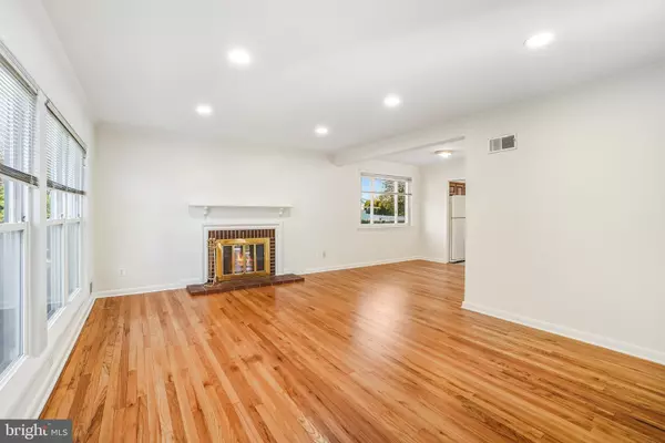 Silver Spring, MD 20901,509 UNIVERSITY BLVD W