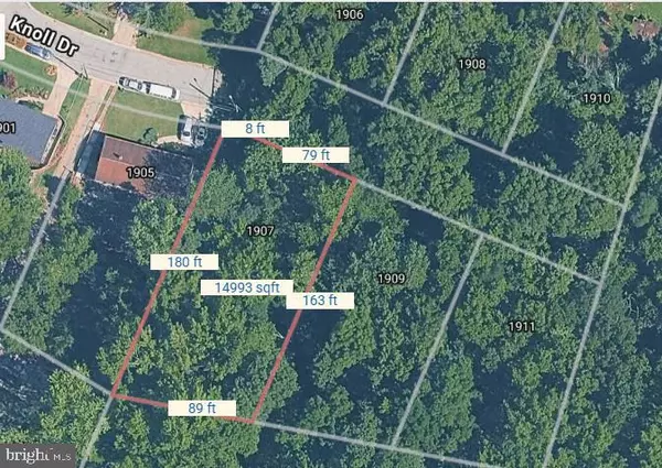 Oxon Hill, MD 20745,1906 KNOLL DR