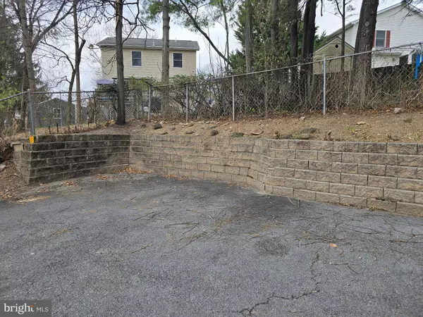 Winchester, VA 22602,114 WOODYS PL