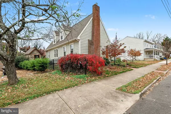 Fredericksburg, VA 22401,904 HANOVER ST