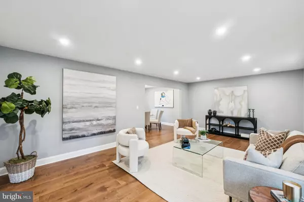 Potomac, MD 20854,8624 WILD OLIVE DR